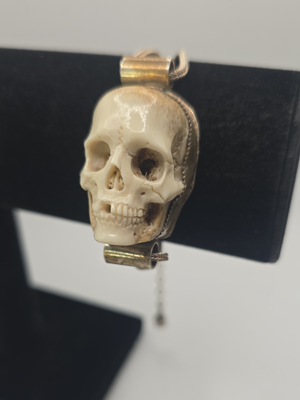Momento Mori Bone Carved Skull Sterling Silver Braclet - Women's Gothic Jewelry